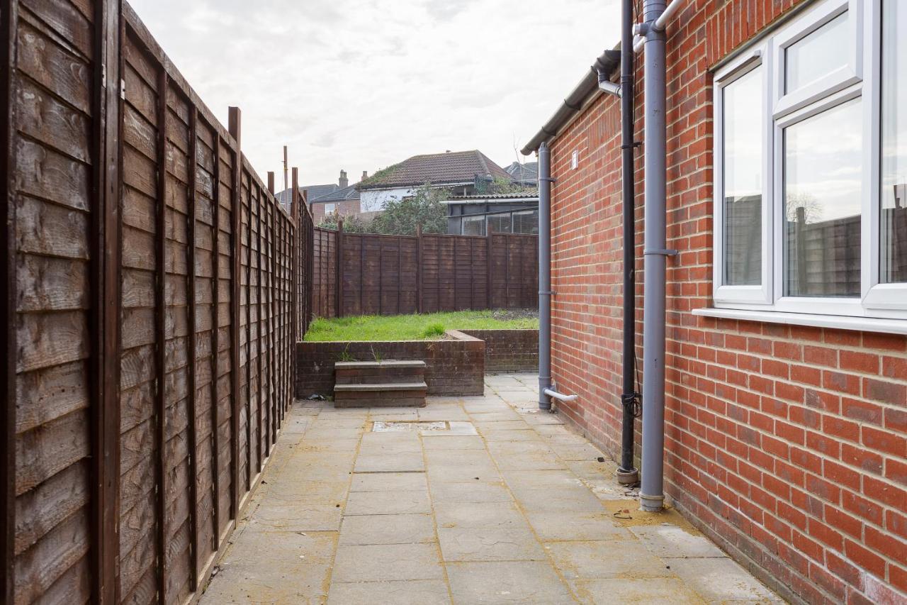 Blackberry - Stylish Self-Contained Flats In Soton City Centre Southampton Buitenkant foto